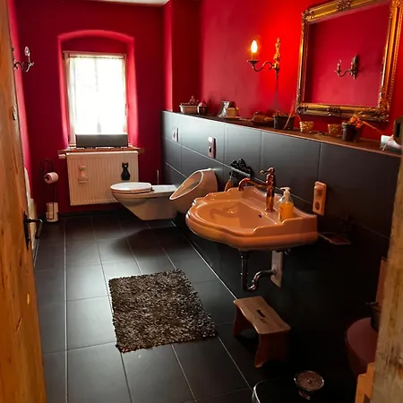 Schwarzer Kater Apartment *
