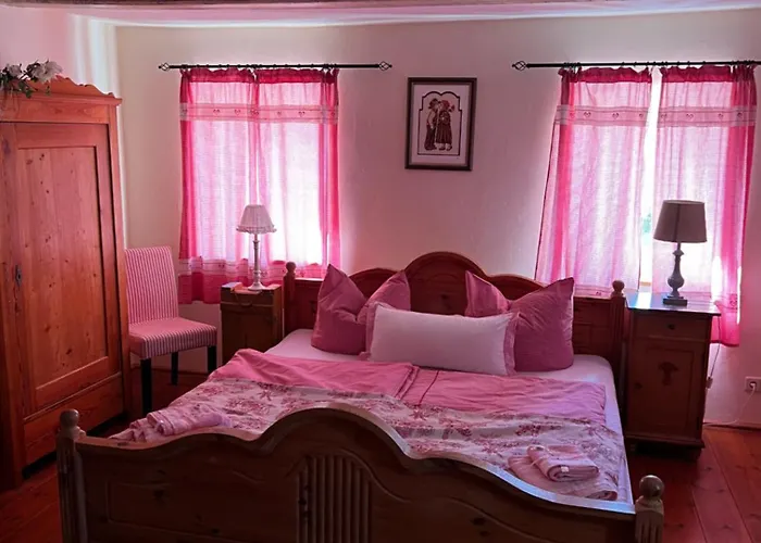 Schwarzer Kater شقة *