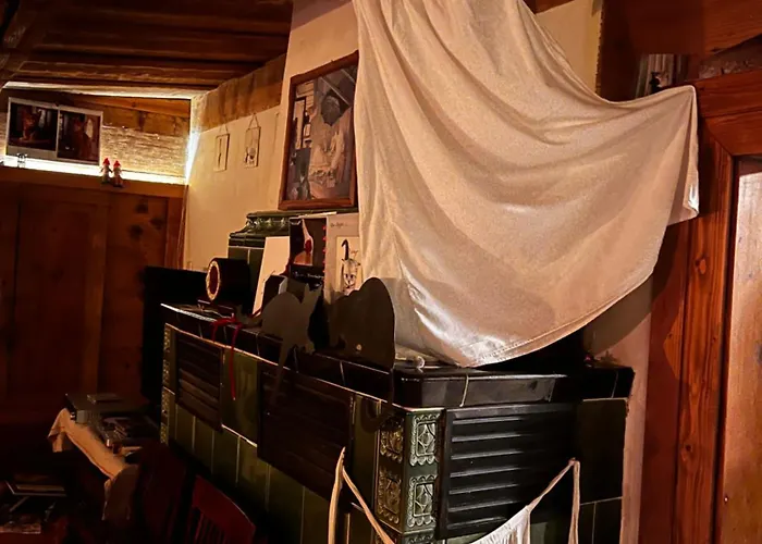 Schwarzer Kater شقة *