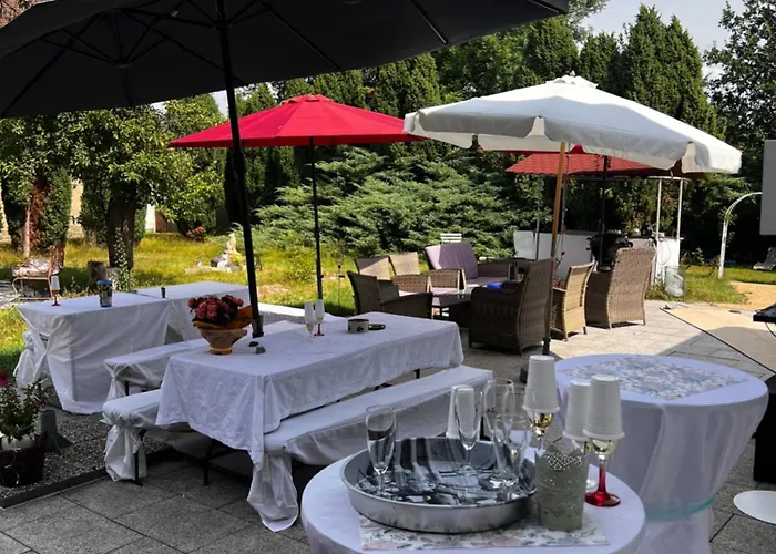 Schwarzer Kater * غروسشوناو